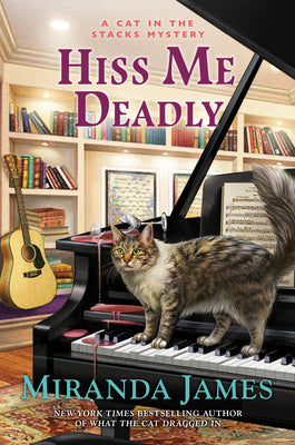 Hiss Me Deadly (Used Hardcover) - Miranda James