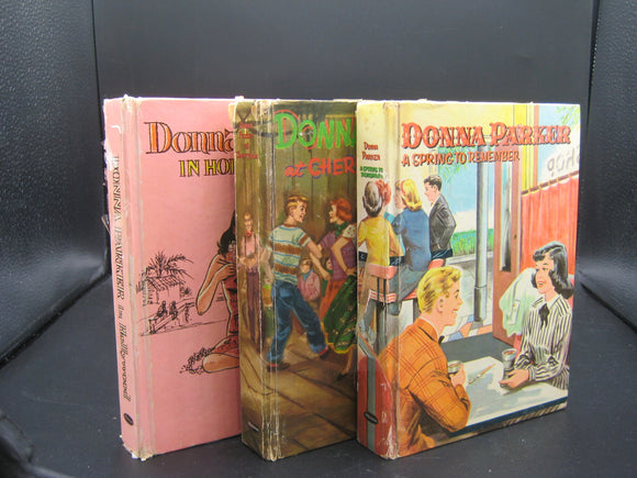 Donna Parker 6-Book Bundle (Used Hardcovers) - Marcia Martin