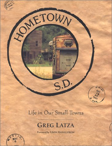 Hometown, S.D (Used Paperback) - Greg Latza