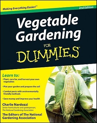 Vegetable Gardening for Dummies (Used Paperback) - Charlie Nardozzi